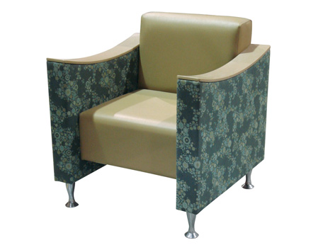 Swoop Lounge Chair